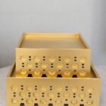 ه - ستاندات تقديم خشبية