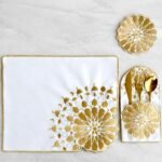 ه طقم مفرش صفرة لون ذهبي