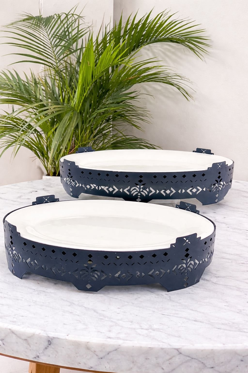 مجموعة الليالي – طقم تقديم لون اسود ه - مجموعة الليالي - طقم تقديم لون اسود - Image 1